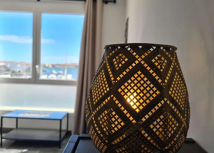 4 Couchages Cap D'agde Ct800-070 אגדה