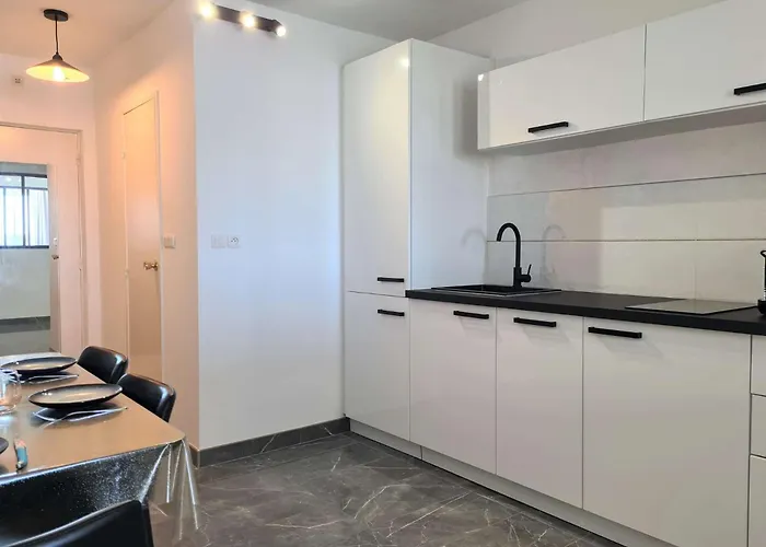 4 Couchages Cap D'agde Ct800-070 * אגדה